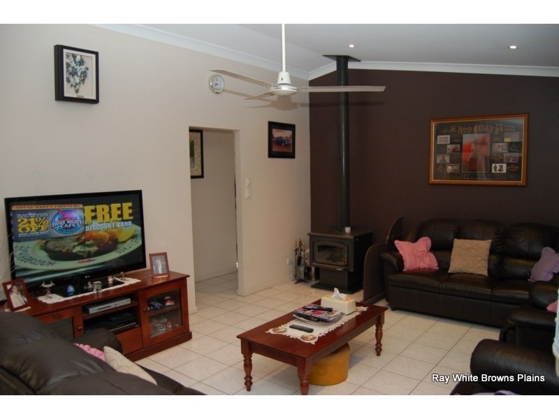 69-71 Eildon Close, Munruben QLD 4125