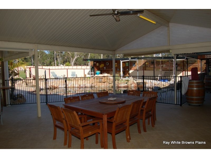 69-71 Eildon Close, Munruben QLD 4125