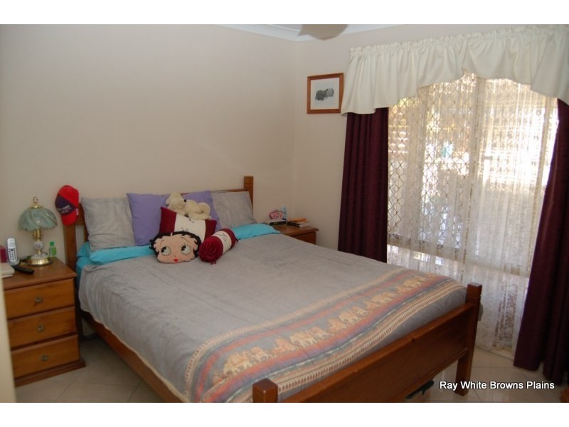 69-71 Eildon Close, Munruben QLD 4125