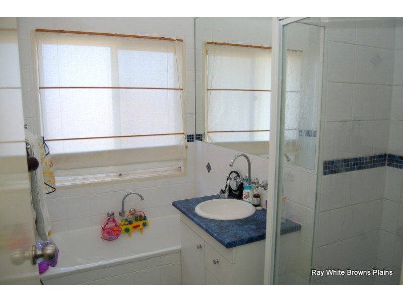 2 Downing Street, Browns Plains QLD 4118