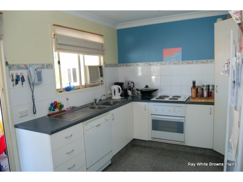 2 Downing Street, Browns Plains QLD 4118