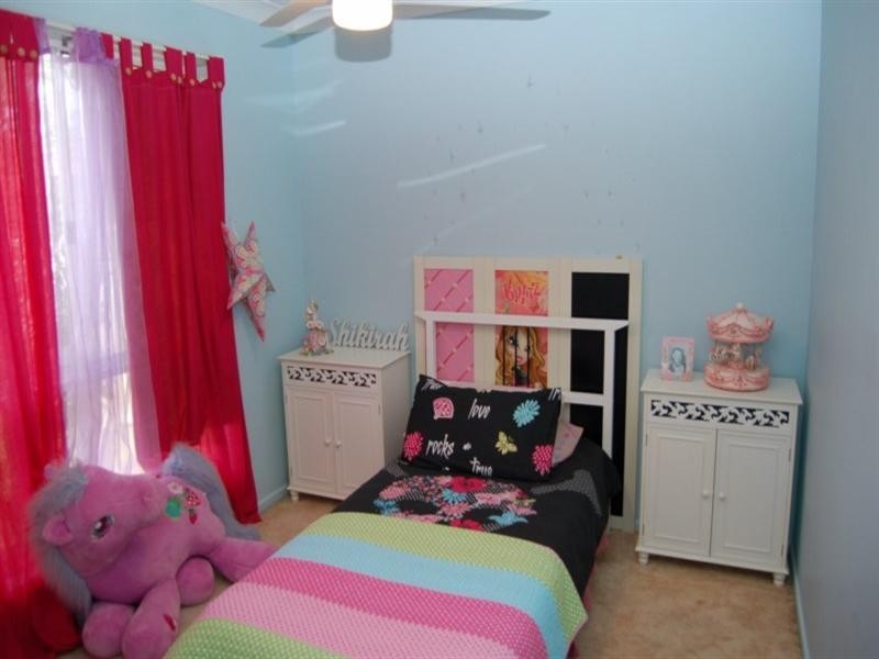 6 Samantha Street, Boronia Heights QLD 4124