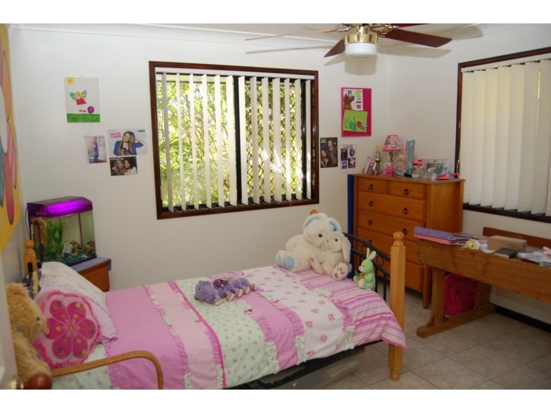 16 Sherbrooke Court, Munruben QLD 4125