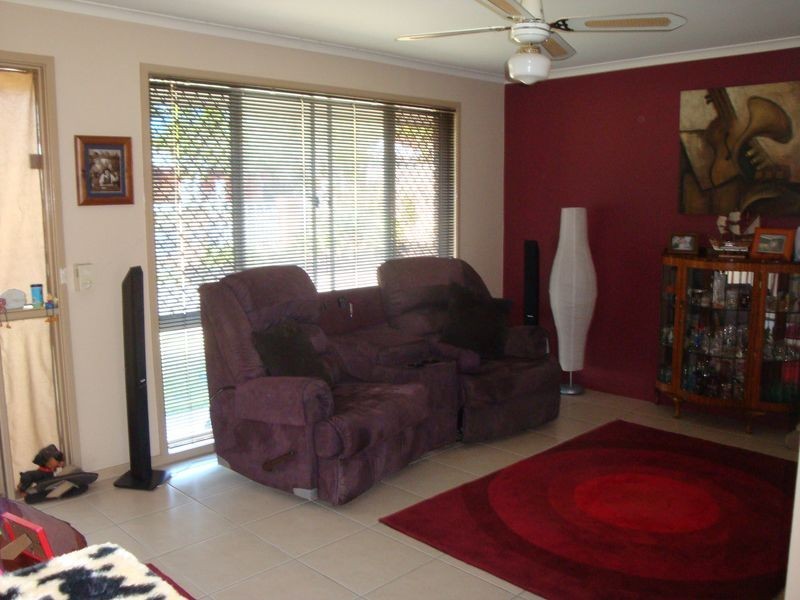 Regents Park QLD 4118
