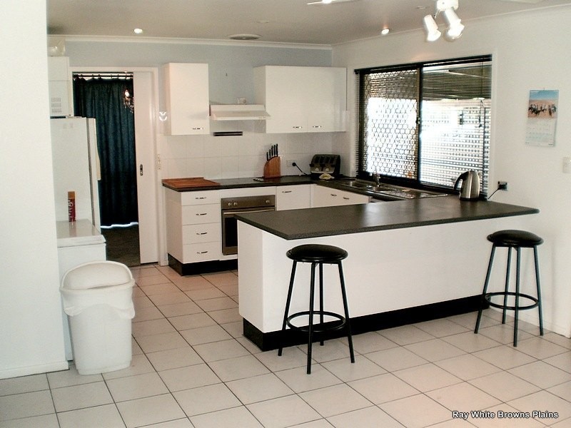 23 Cosway Street, Hillcrest QLD 4118