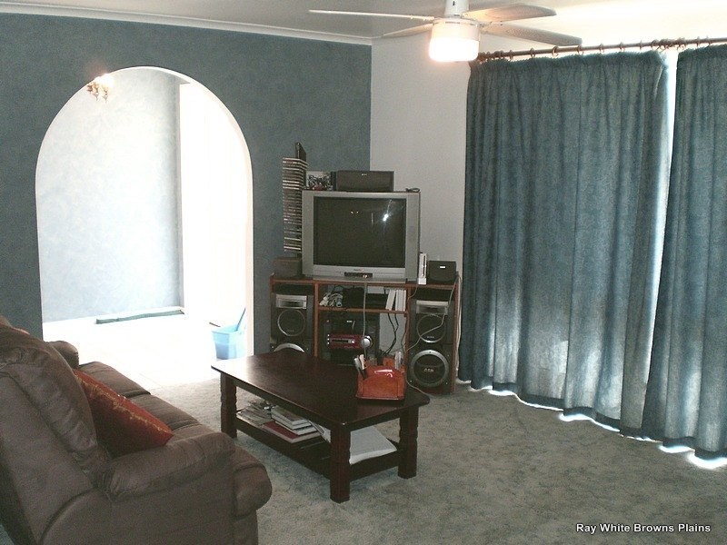 23 Cosway Street, Hillcrest QLD 4118