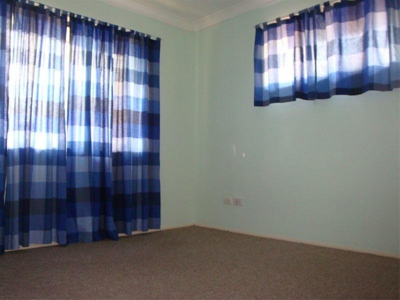 Regents Park QLD 4118