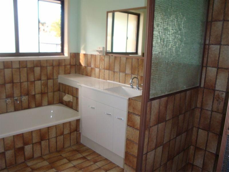 Regents Park QLD 4118