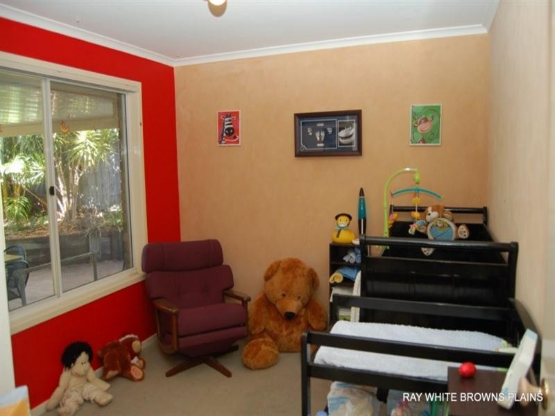 Regents Park QLD 4118