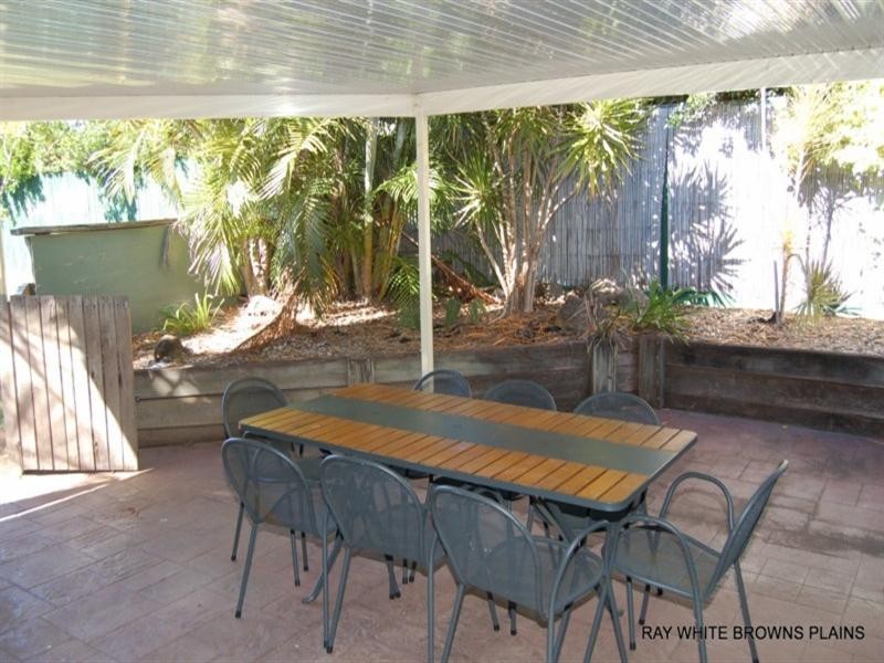 Regents Park QLD 4118