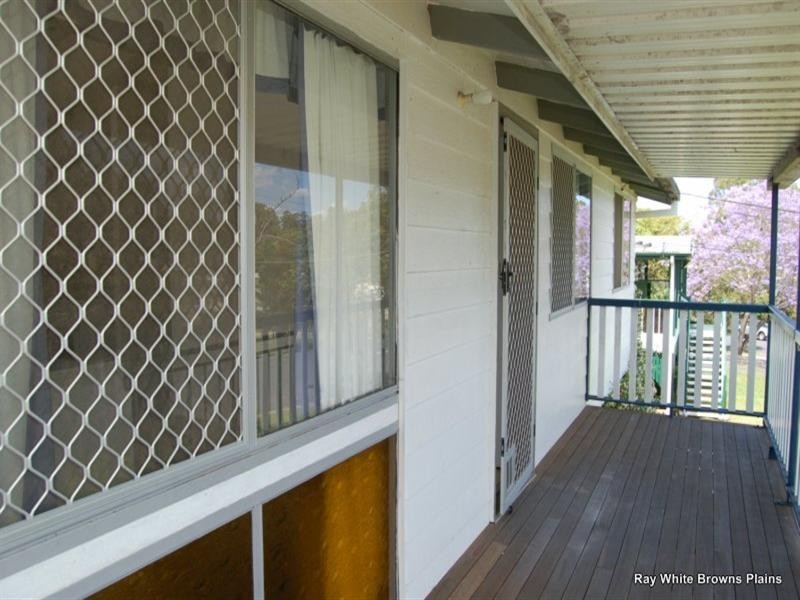 16 Parkland Avenue, Browns Plains QLD 4118
