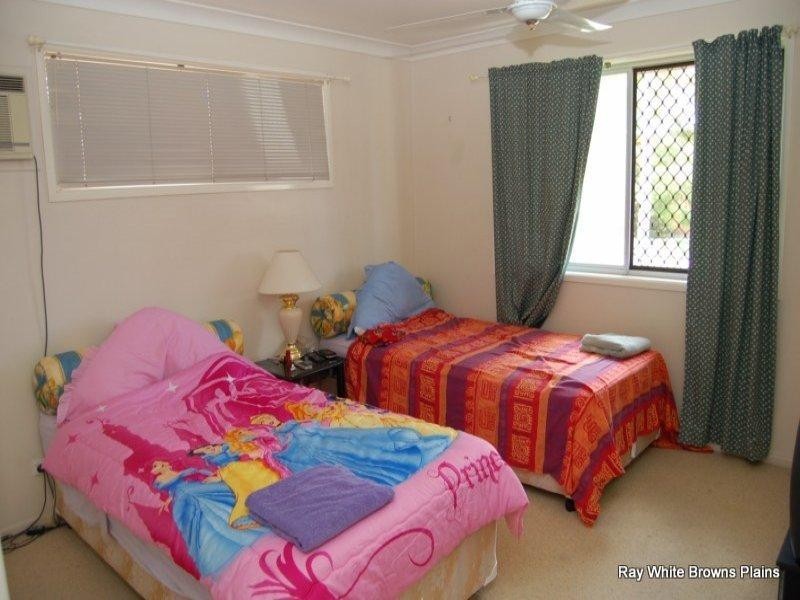 25 Flinders Crescent, Boronia Heights QLD 4124