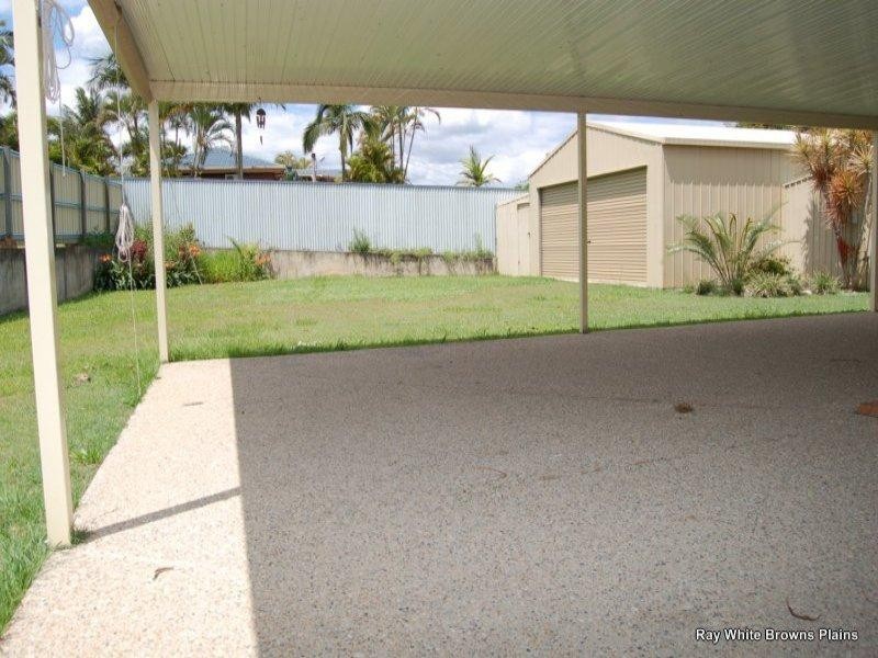 49 Owens Crescent, Regents Park QLD 4118