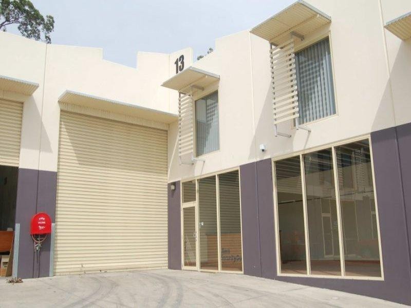 13/15 Corporate Place, Hillcrest QLD 4118