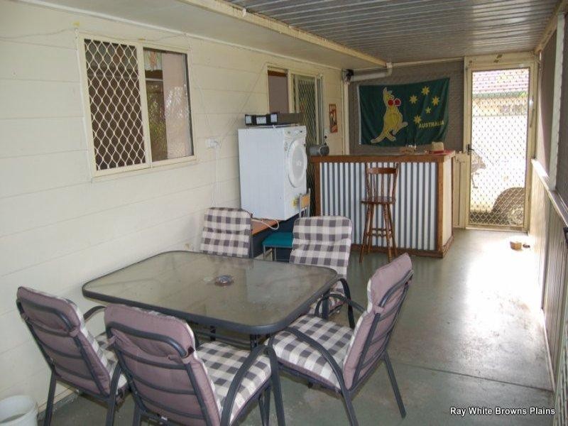 24 Devine Street, Marsden QLD 4132