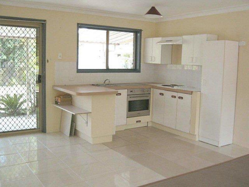 60 First Avenue, Marsden QLD 4132