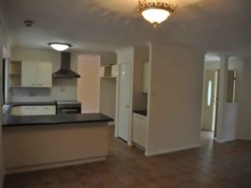 13 Klipspringer Court, Greenbank QLD 4124