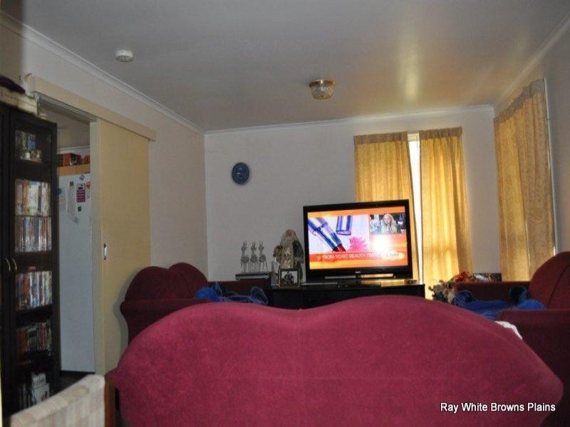 31 Green Road, Park Ridge QLD 4125