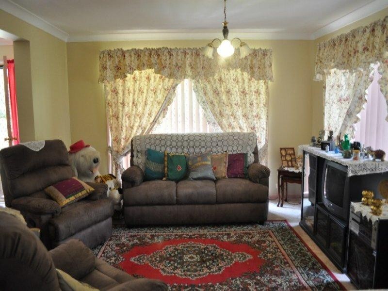 35 Nottingham Court, Forestdale QLD 4118