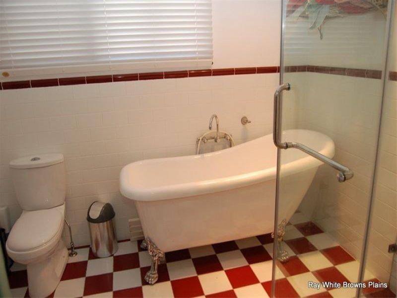 7 Fleur Street, Woodridge QLD 4114