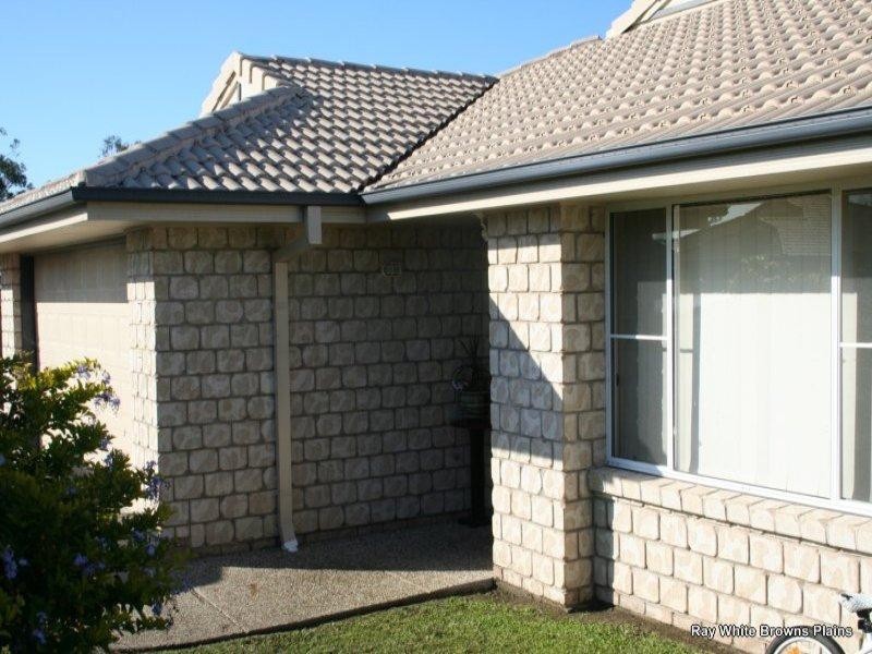 8 Selina Court, Marsden QLD 4132