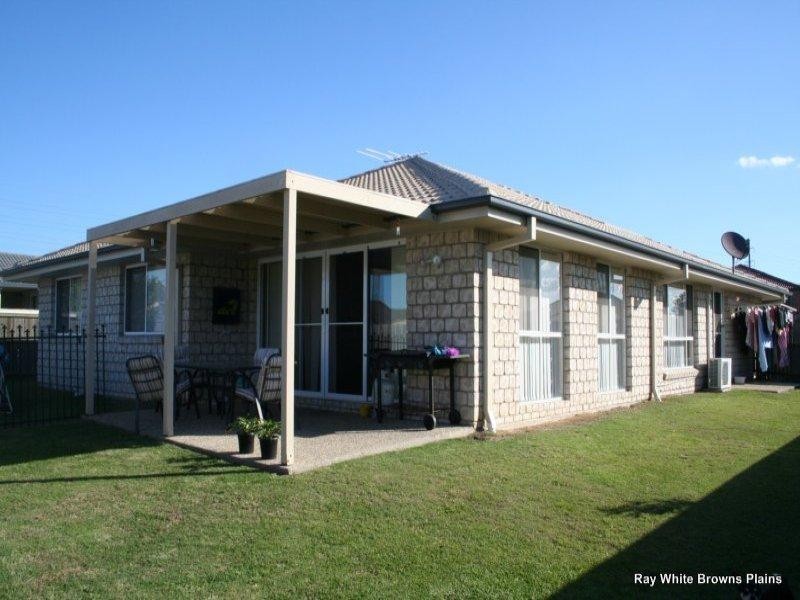 8 Selina Court, Marsden QLD 4132