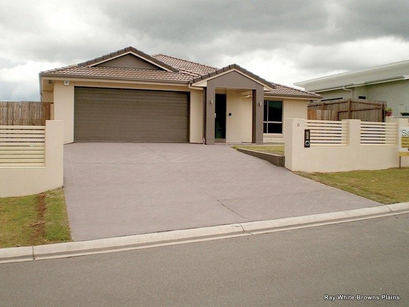 6 Denver Grove, Regents Park QLD 4118