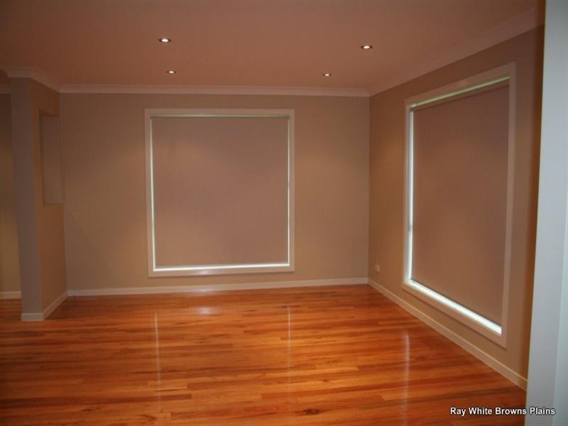 6 Denver Grove, Regents Park QLD 4118