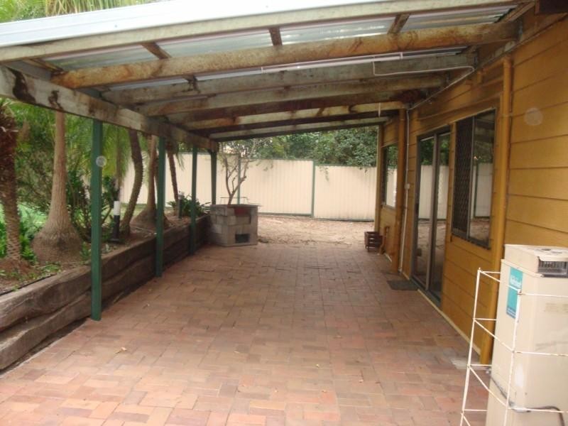 Regents Park QLD 4118