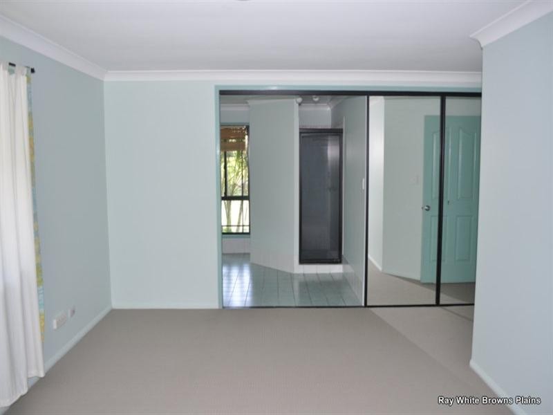 37 Gordonia Drive, Regents Park QLD 4118