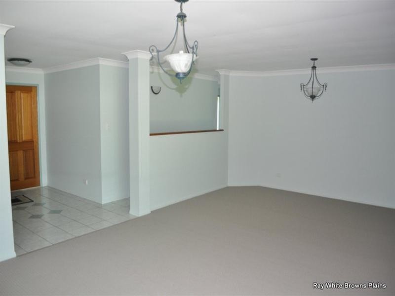 37 Gordonia Drive, Regents Park QLD 4118