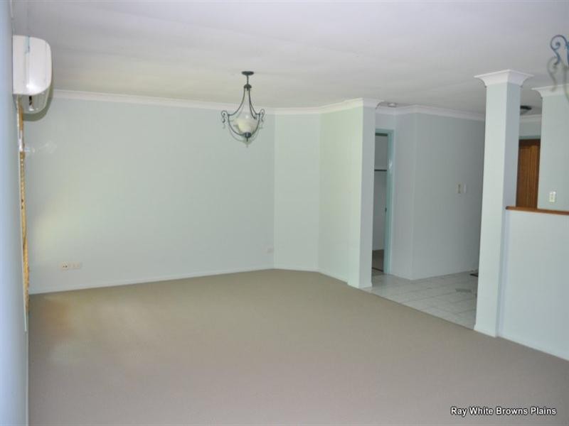 37 Gordonia Drive, Regents Park QLD 4118