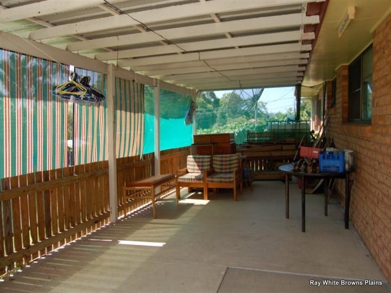 1 Matson Avenue, Regents Park QLD 4118