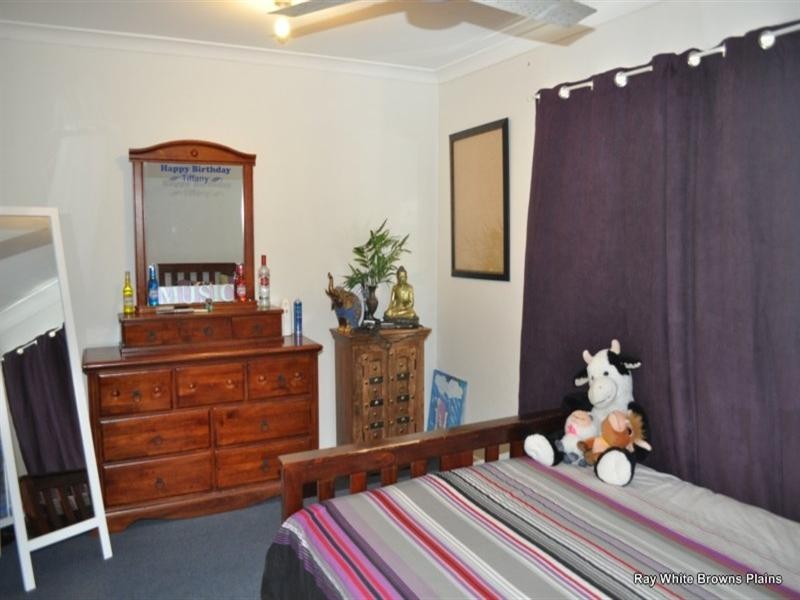 50 Vansittart Road, Regents Park QLD 4118