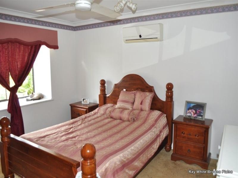 50 Vansittart Road, Regents Park QLD 4118