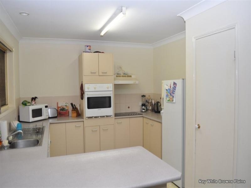 9 Highbury Drive, Crestmead QLD 4132