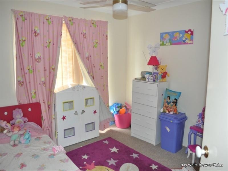 9 Highbury Drive, Crestmead QLD 4132