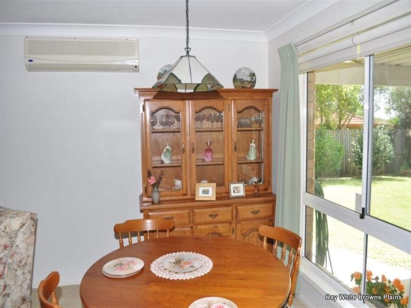 4 Aronia Court, Regents Park QLD 4118