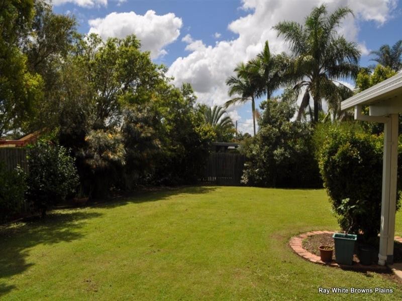 4 Aronia Court, Regents Park QLD 4118
