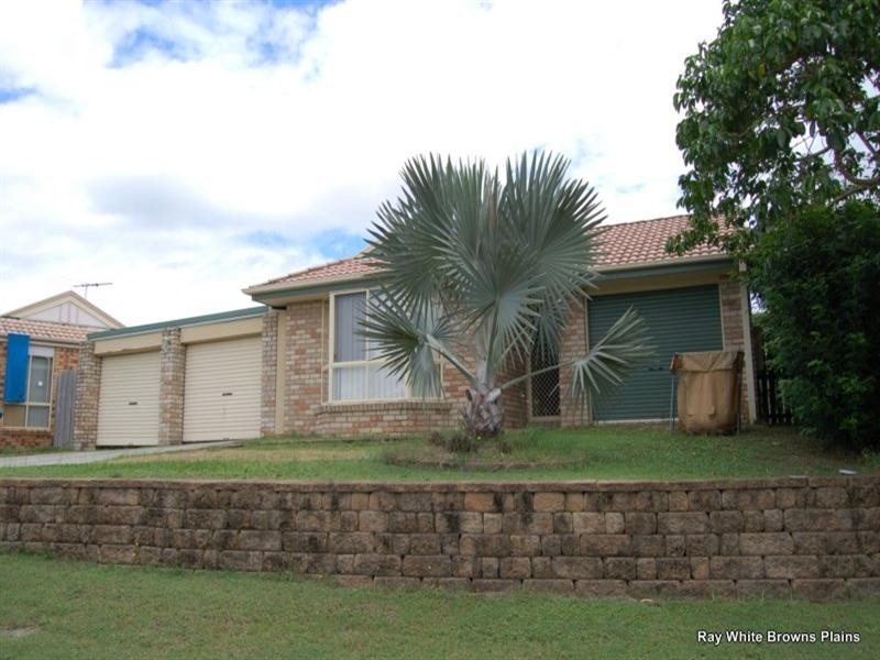 2 Park Close, Hillcrest QLD 4118