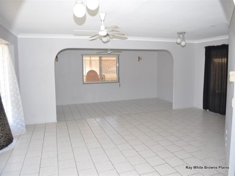 6 Piper Court, Boronia Heights QLD 4124