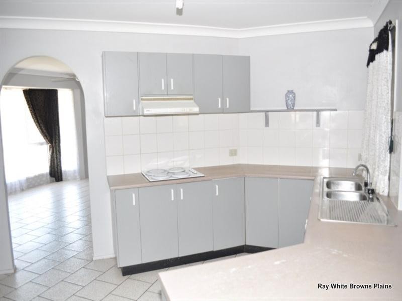 6 Piper Court, Boronia Heights QLD 4124