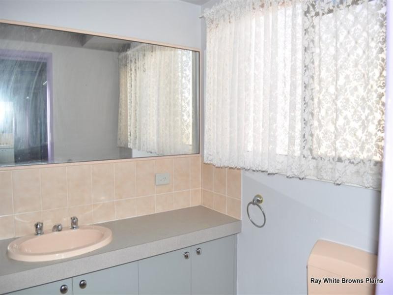 6 Piper Court, Boronia Heights QLD 4124