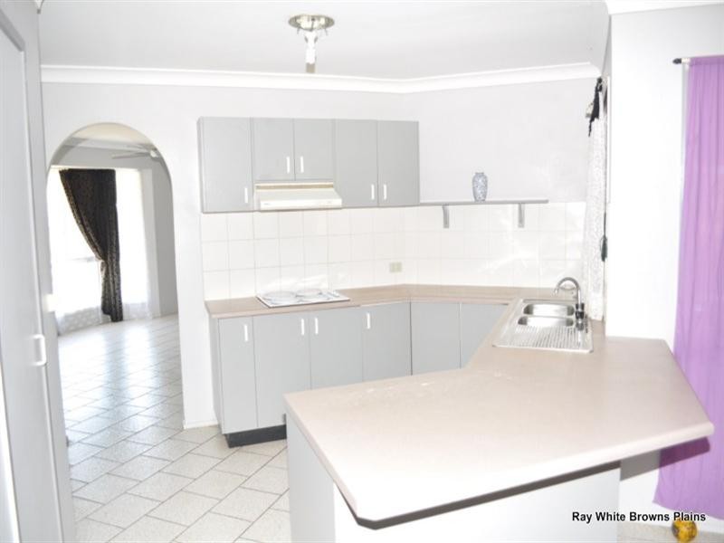 6 Piper Court, Boronia Heights QLD 4124