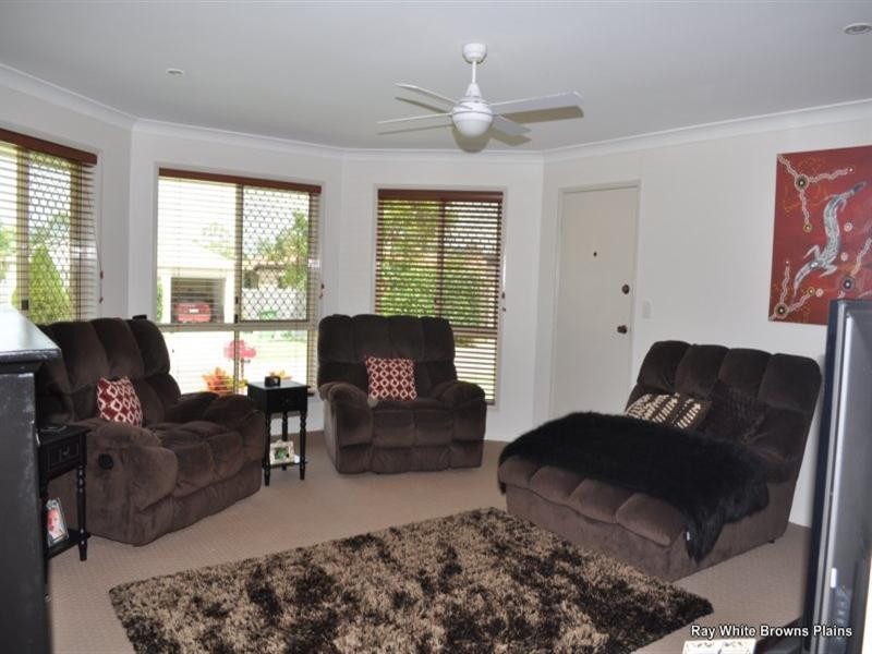 5 Kookaburra Court, Loganlea QLD 4131