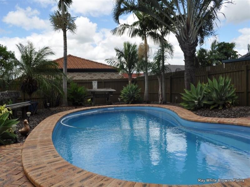 5 Kookaburra Court, Loganlea QLD 4131