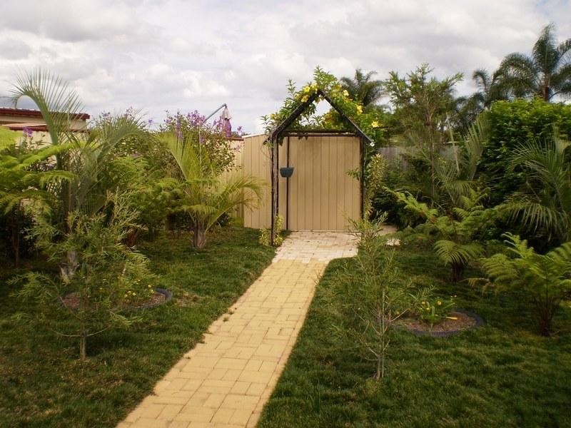 12 Stevens Court, Crestmead QLD 4132