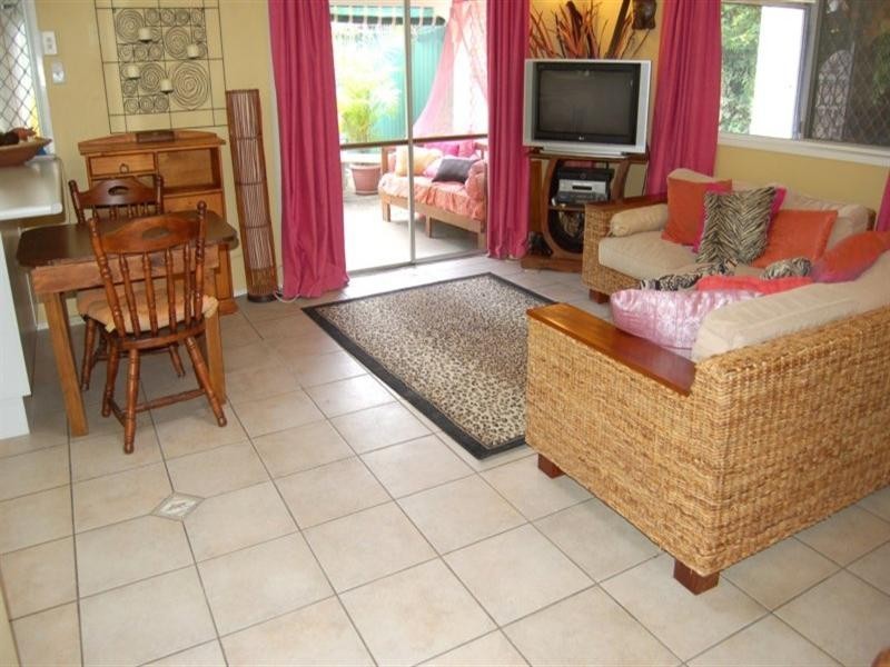 8 Birch Street, Marsden QLD 4132