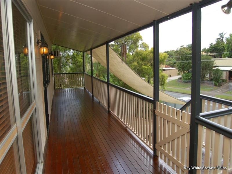 15 Clonmel Street, Regents Park QLD 4118