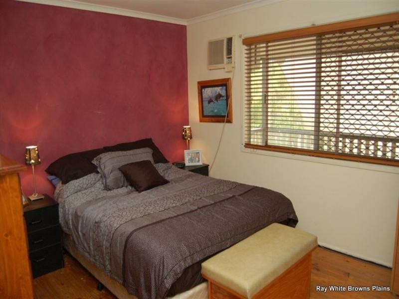 15 Clonmel Street, Regents Park QLD 4118